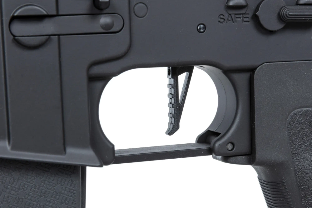 Specna Arms RRA SA-E24 HAL ETU™ airsoft Carabina Negra con dispositivo de descarga naranja